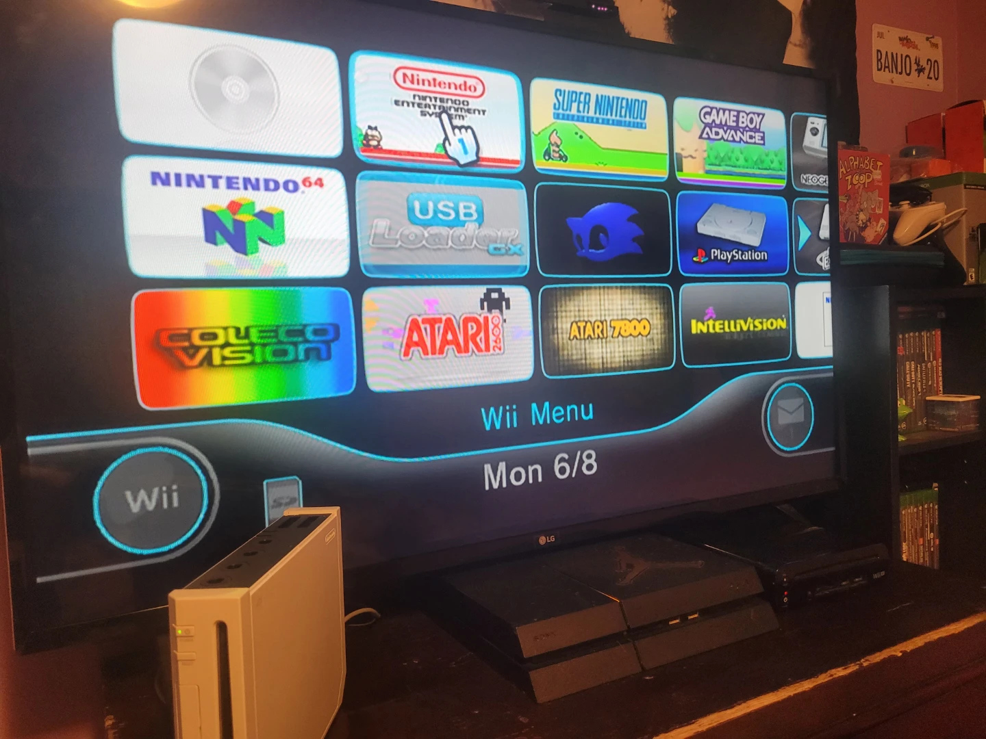 Wii with preloaded games