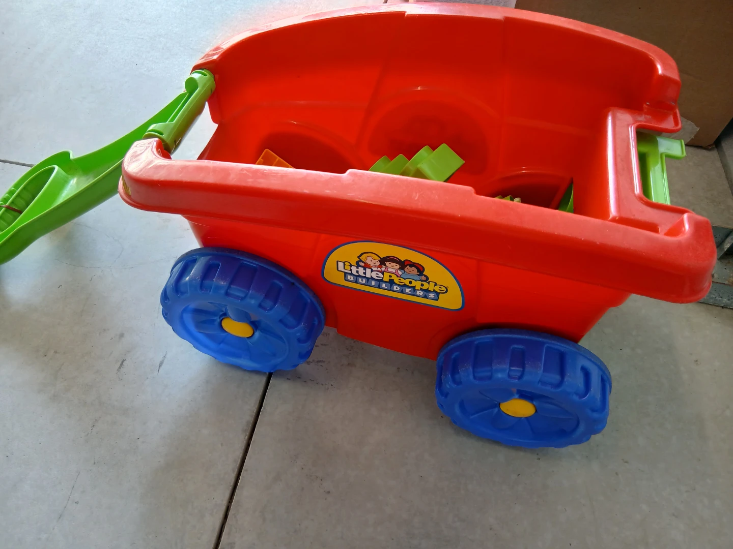 Little People Builders Wagon Toy Set