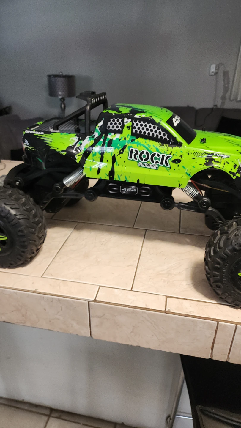 RC Rock Climber 4x4 Offroad Truck - photo 2