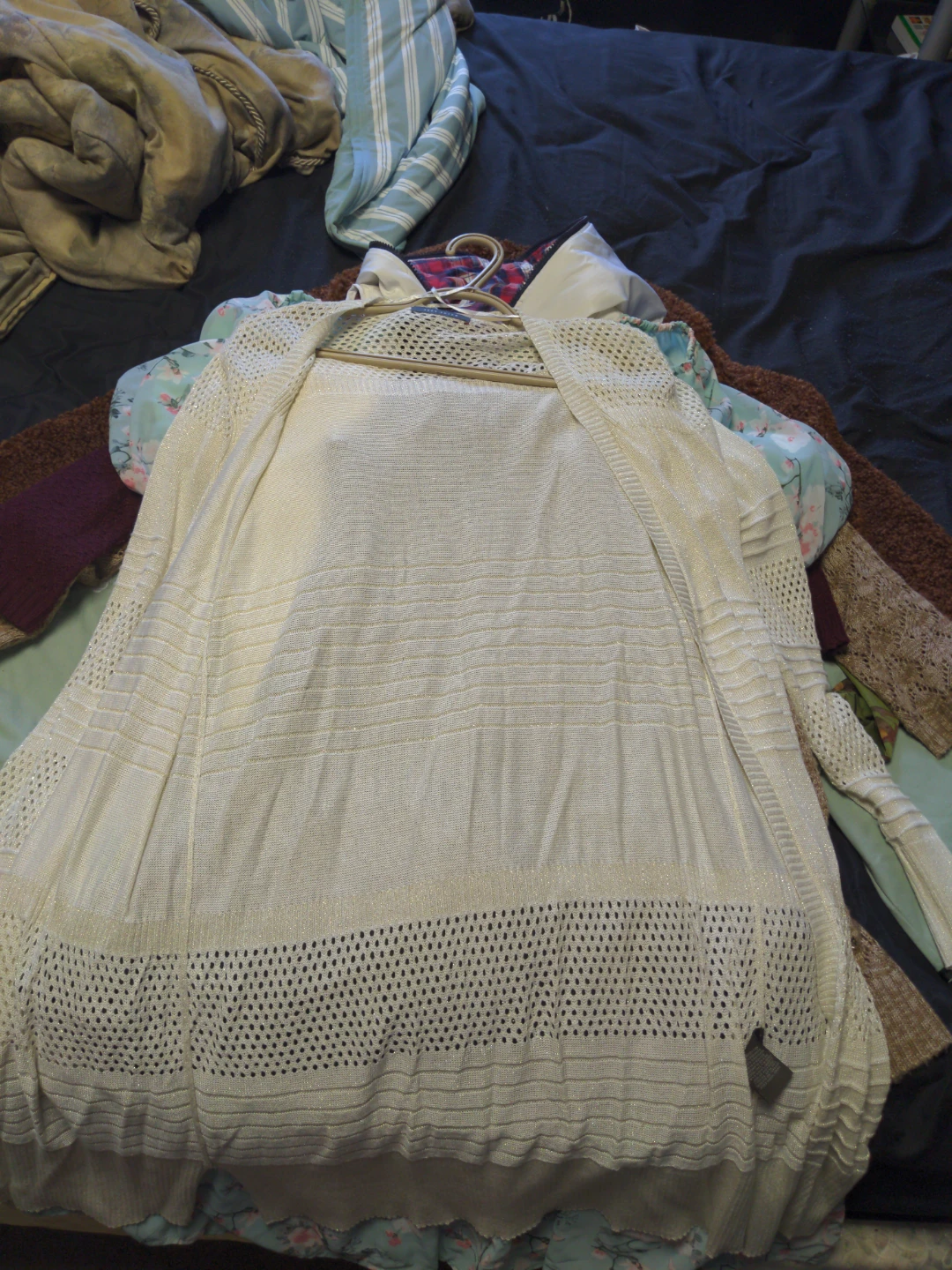 Women's clothing ranging from xs to m - photo 4