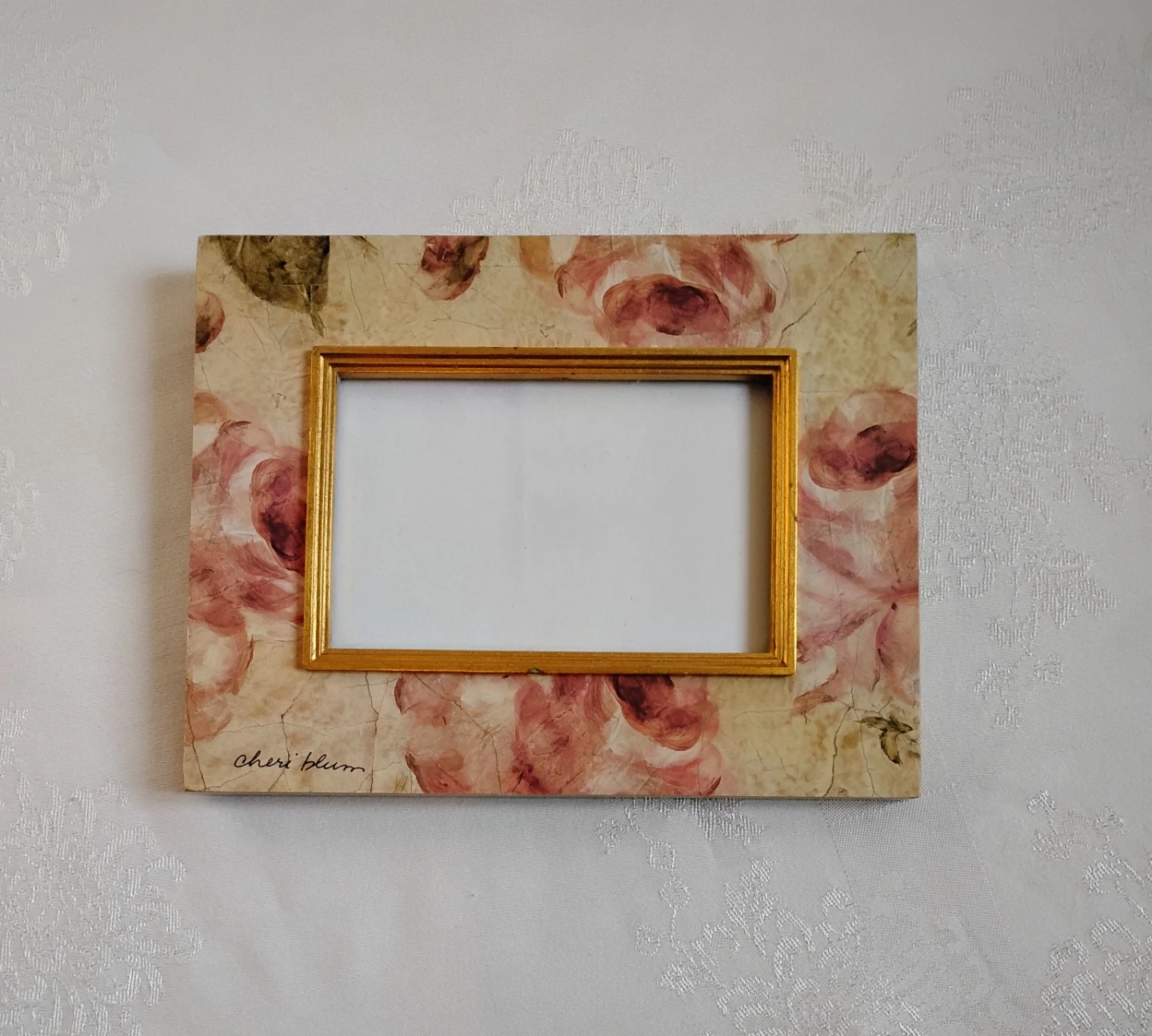 ⚽ Vintage 4 x 6 Solid Wood Photo Frame