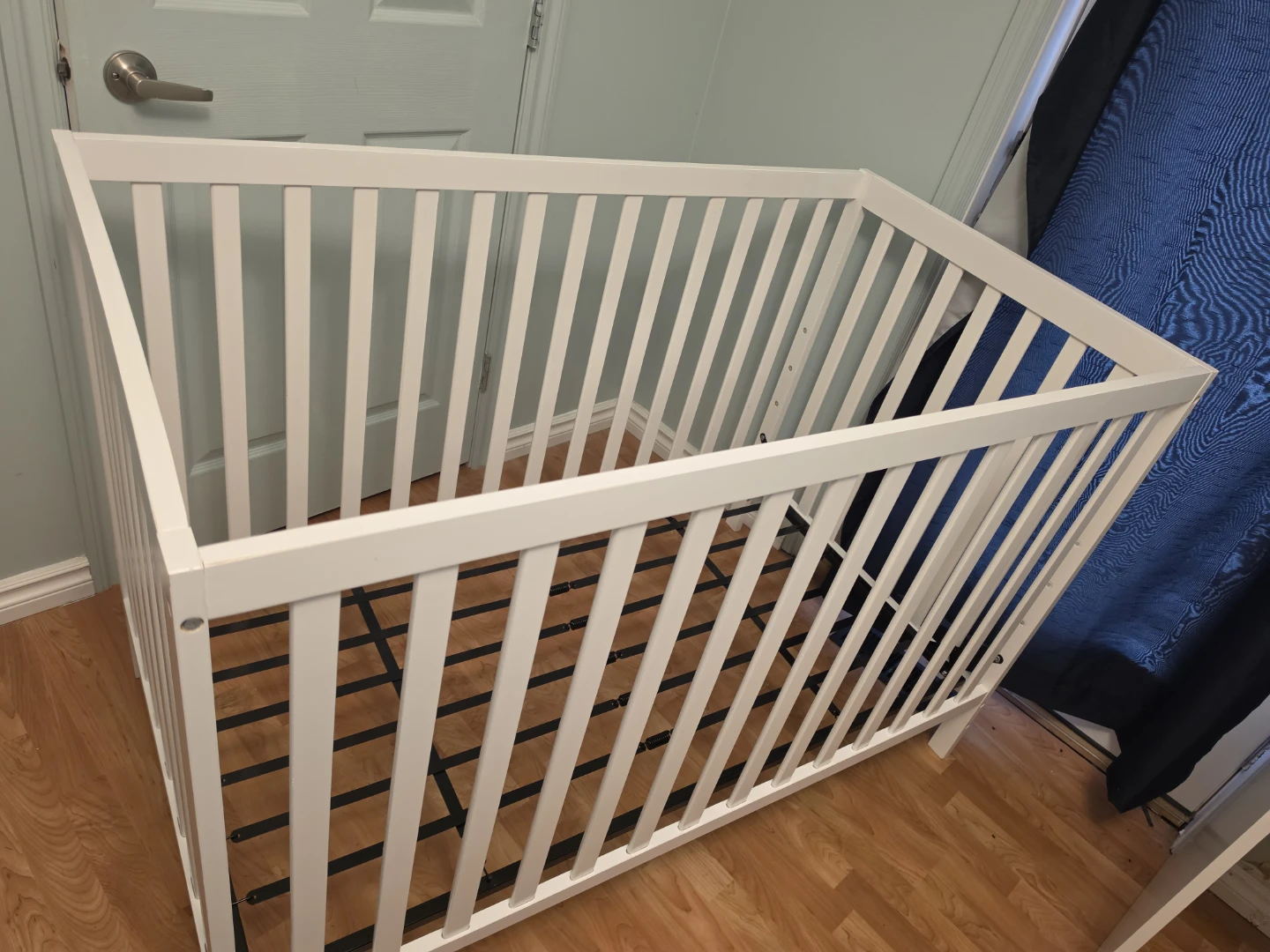 White Baby Crib - photo 2