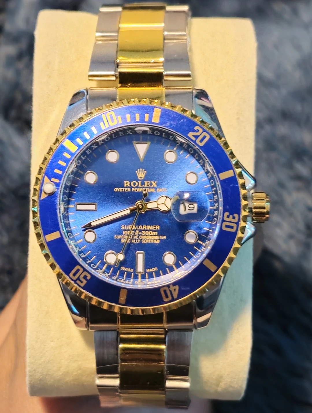 Luxury Quartz Watches - photo 3