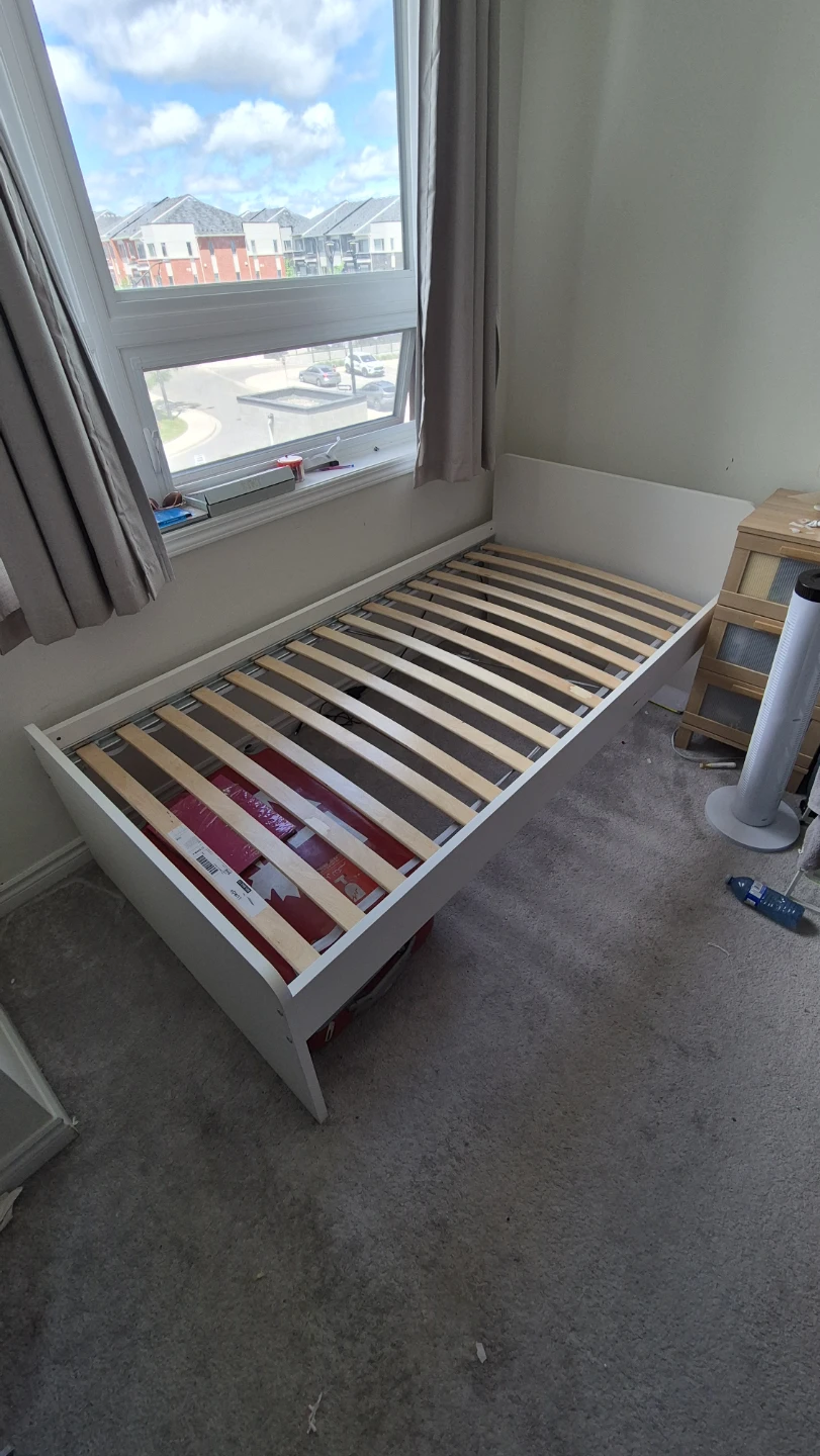 Twim Bed Frame with IKEA luroy slats