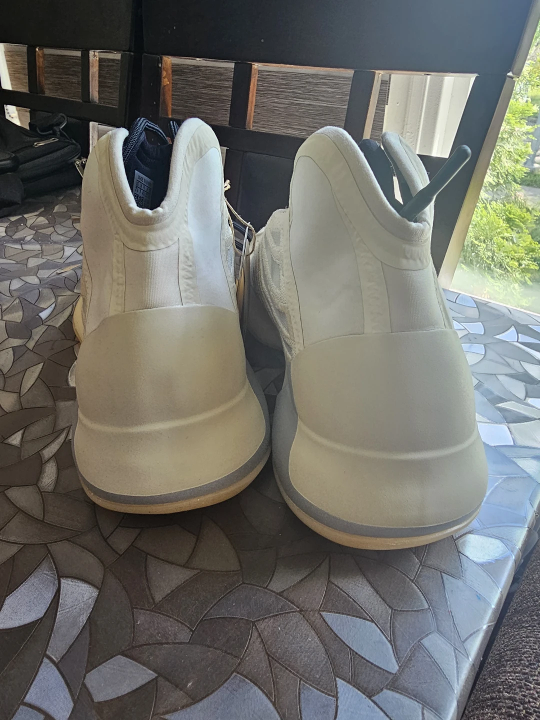 Adidas Yeezy QNTM - photo 4