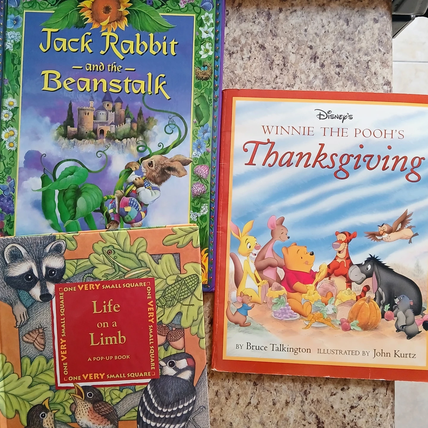 Set of 3 Books ⚽