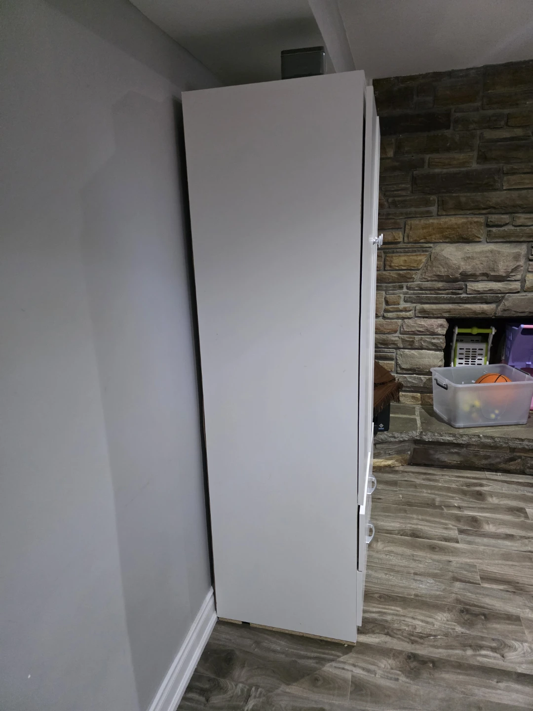 White Two-Door Wardrobe with Drawers - photo 3