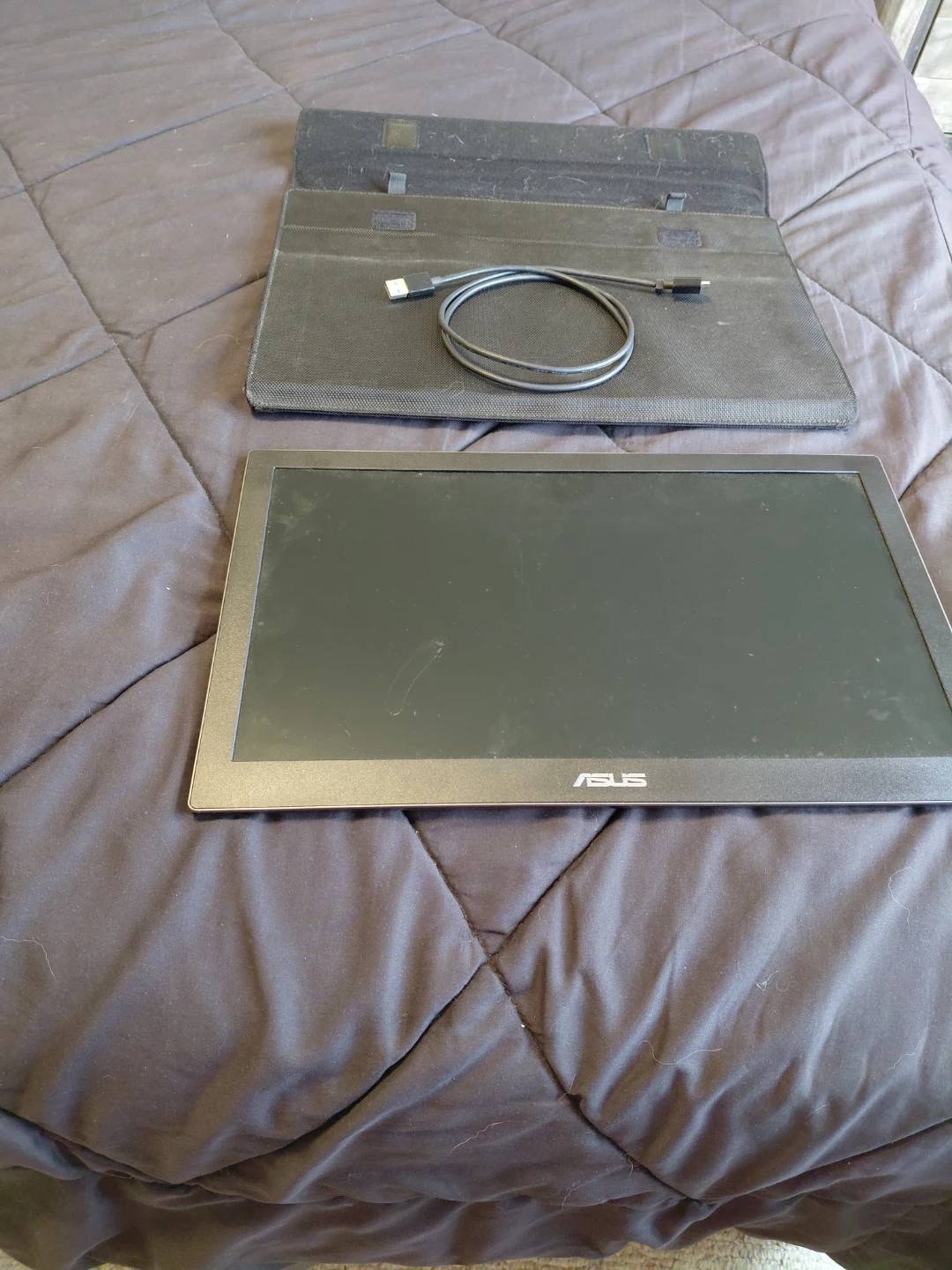 ASUS MB168B Portable Monitor - photo 3
