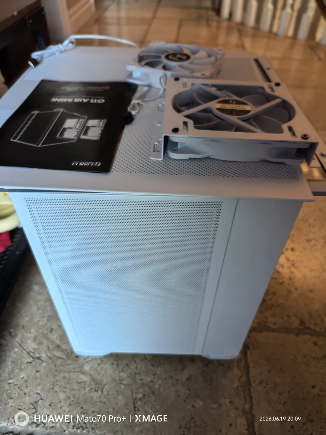 LIAN LI  PC Case - photo 2