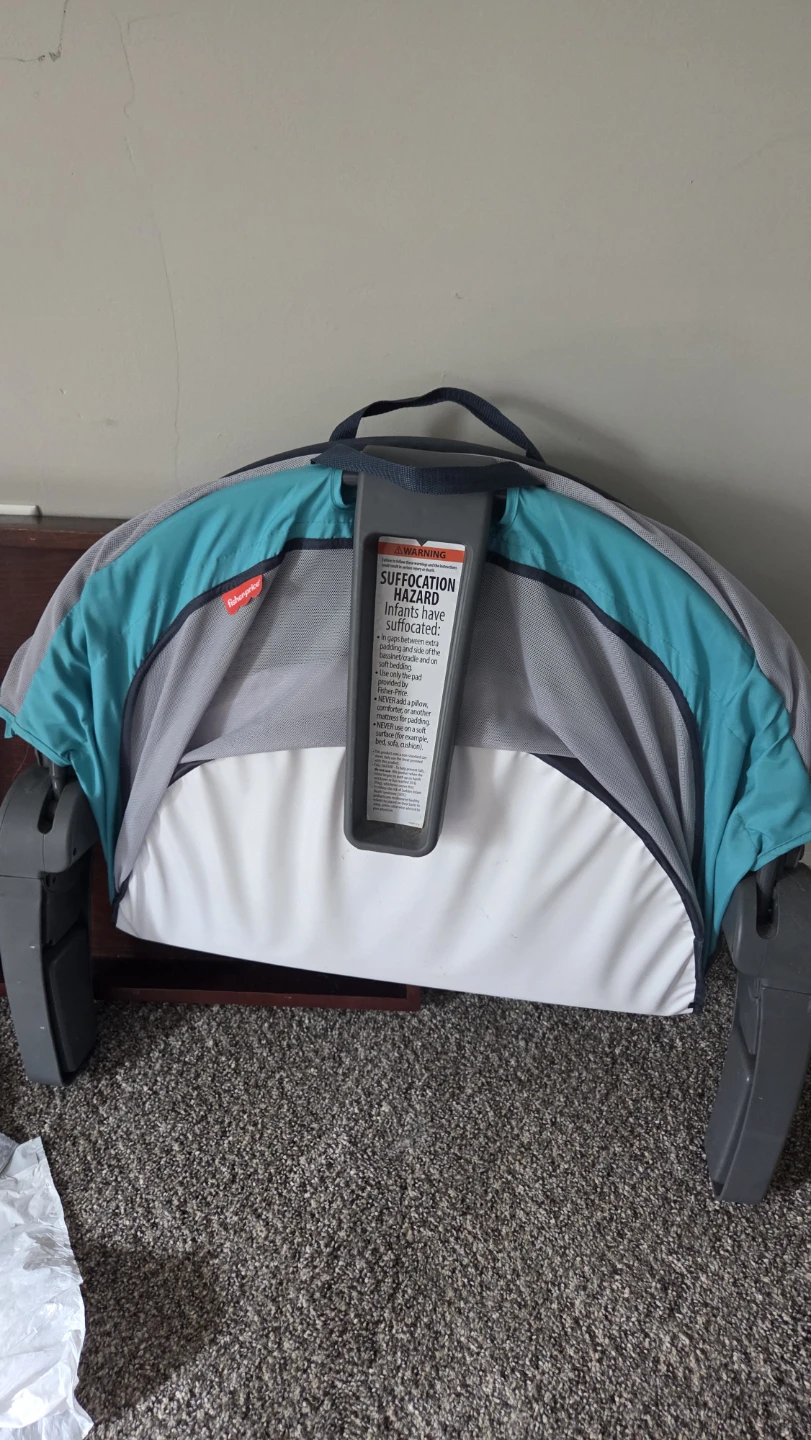 Fisher-Price Portable Bassinet