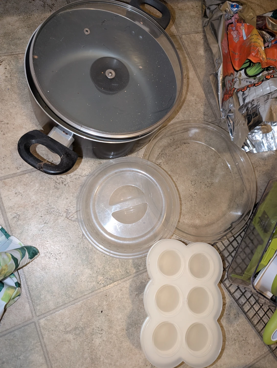 Assorted Kitchenware Lot - photo 2