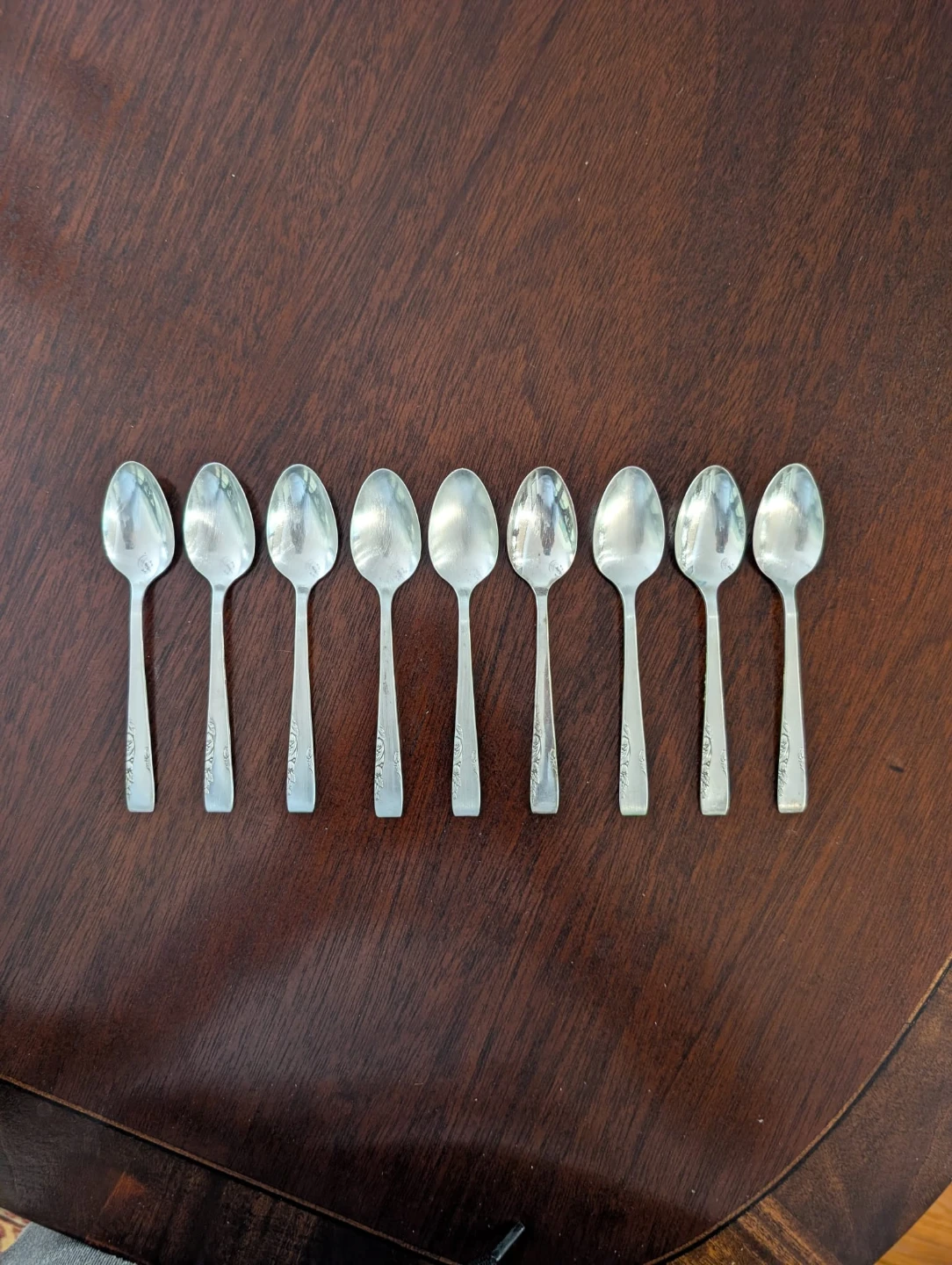 Oneida Silver Spoons - Set of 9 - photo 2