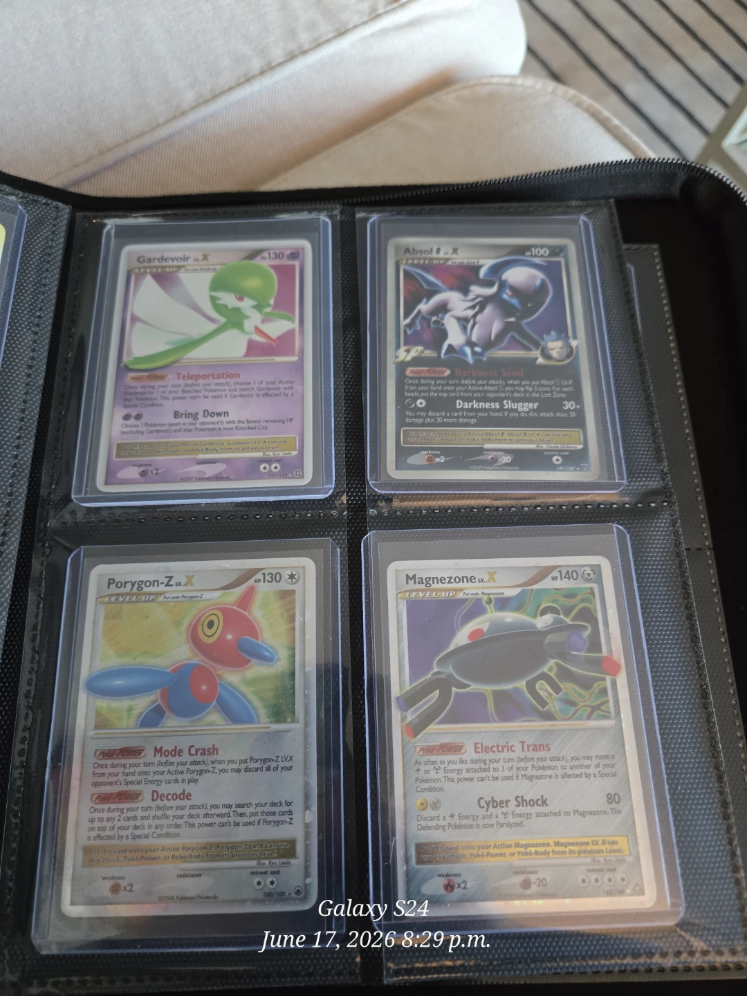 Pokemon Trading Cards Binder - photo 4