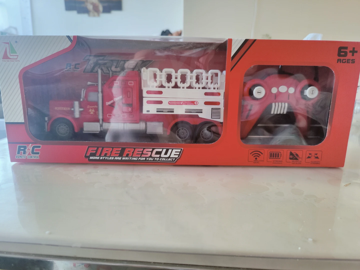YKF Toys Remote Control Fire Rescue Truck - photo 2