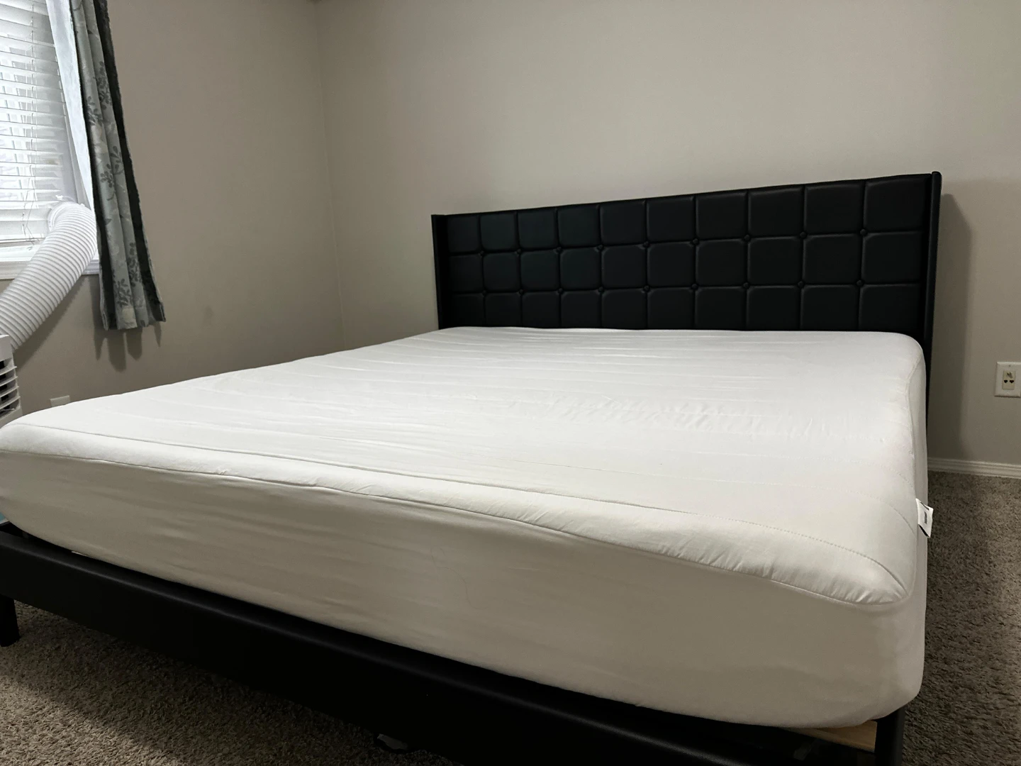 King size bed - Headboard Bed Frame +  Mattress - photo 4