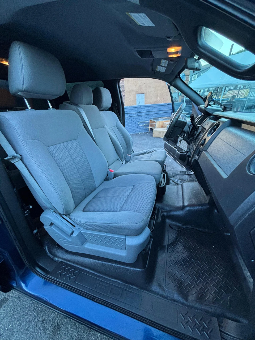 2011 Ford F-150 XL CREWCAB - photo 5