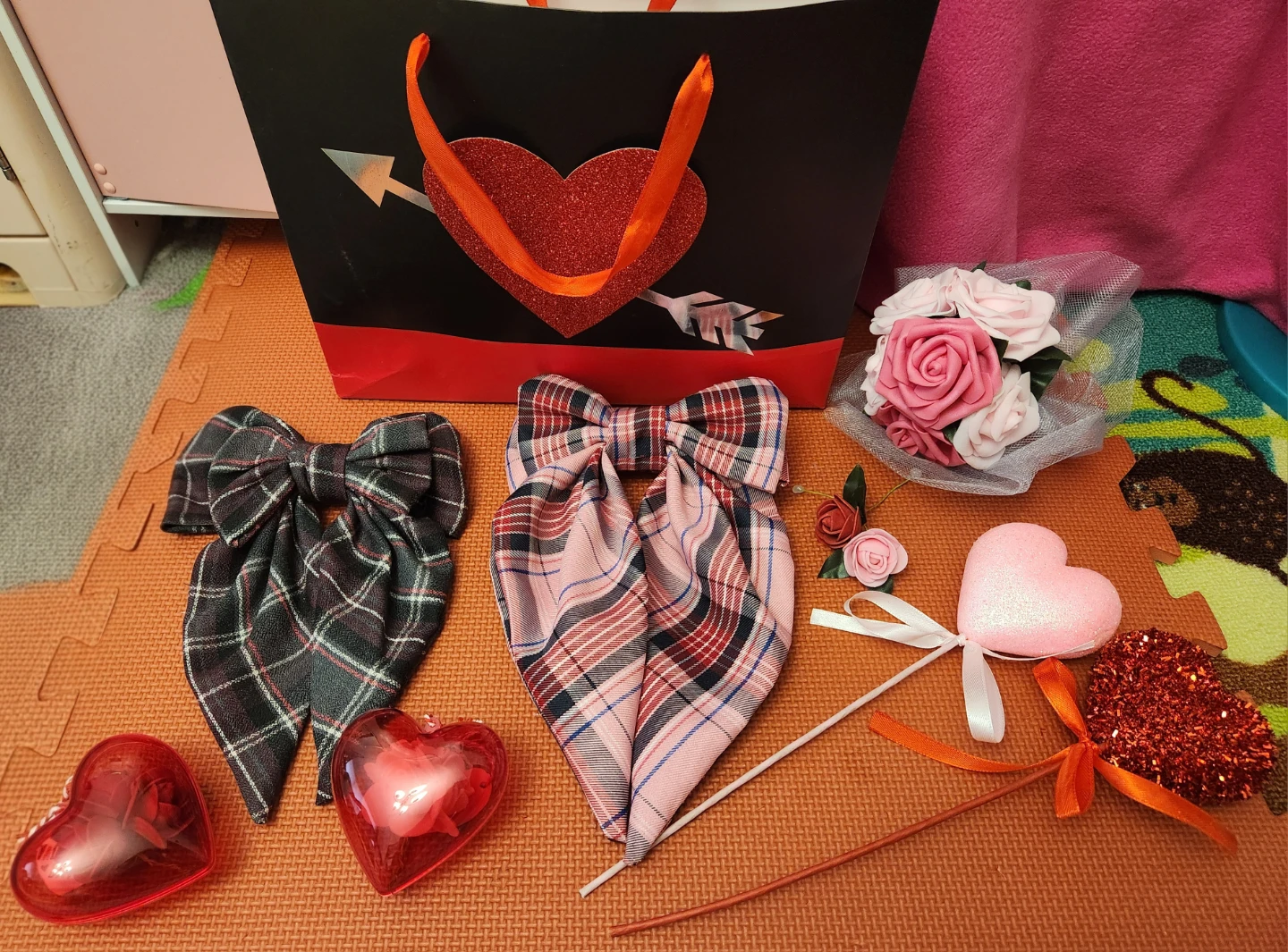 Valentine's Day Decorative Bows and Hearts Set ⚽️