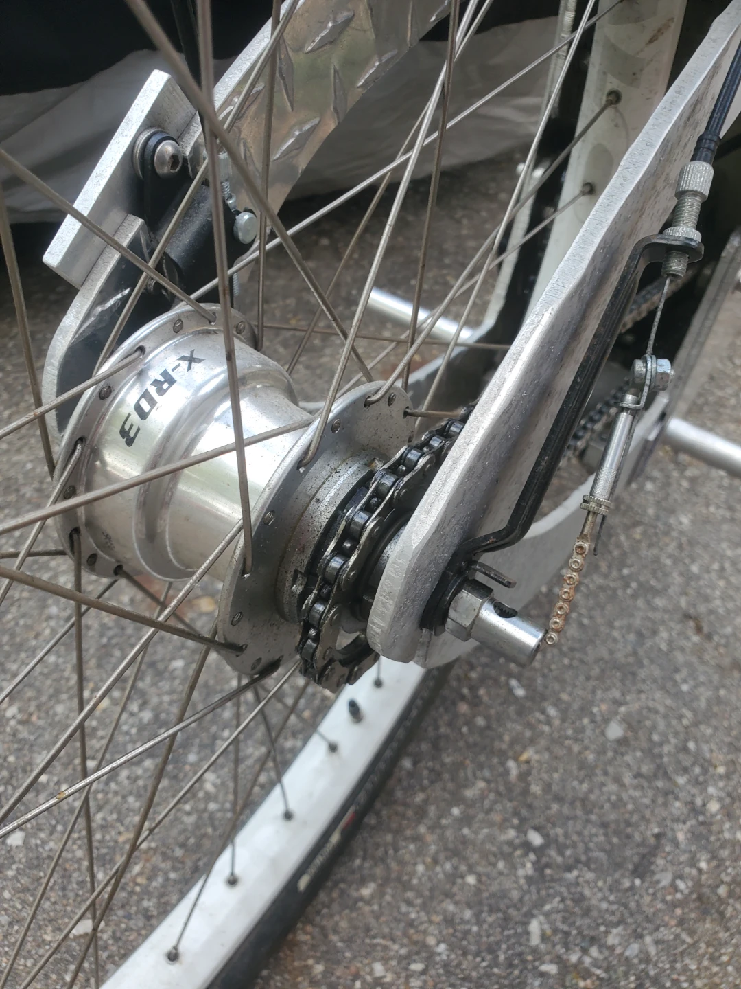 Luna Cycle Cargo Bike - photo 2