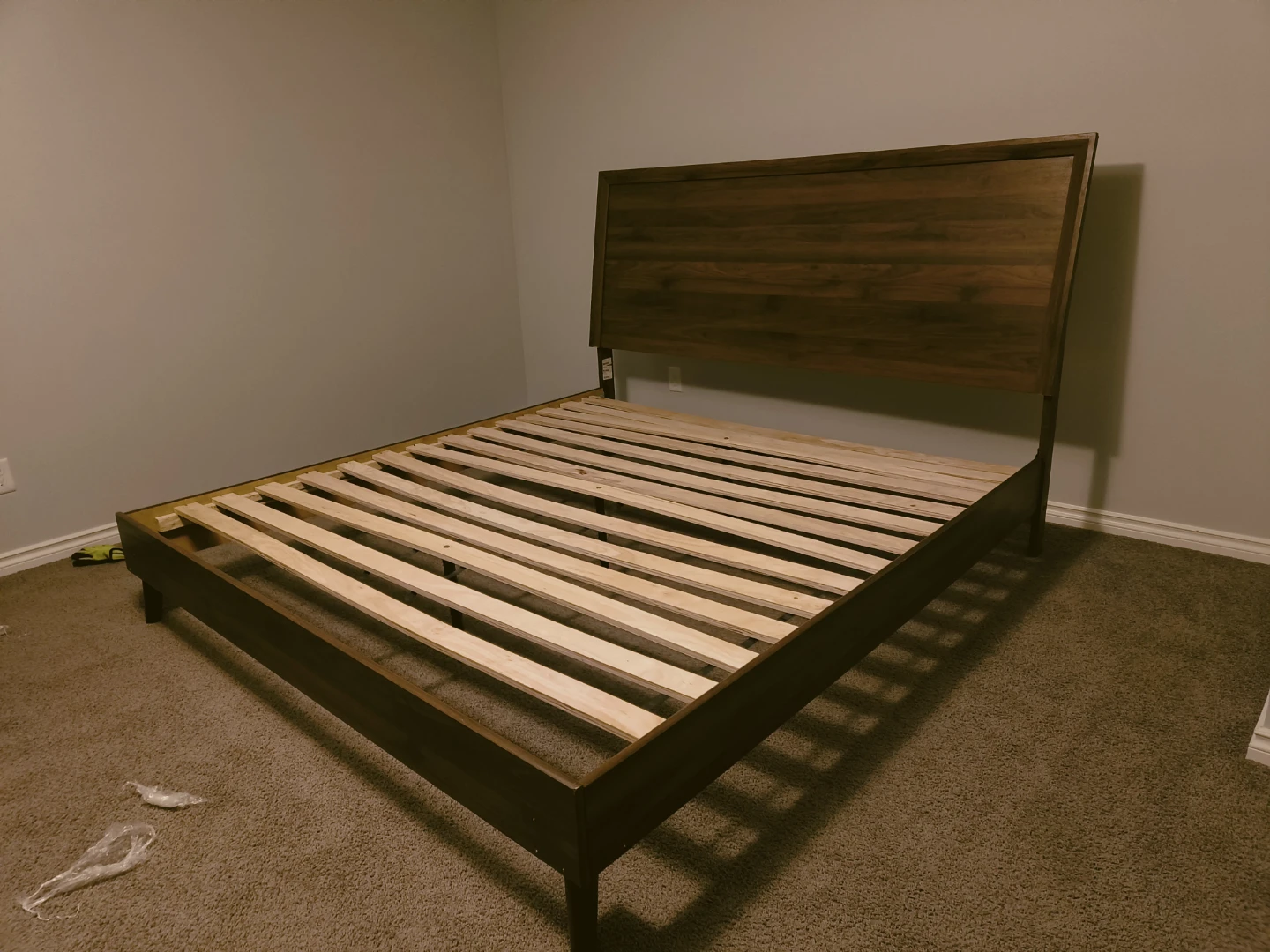 California King Bed + Premium Bamboo Coir Mattress - photo 2