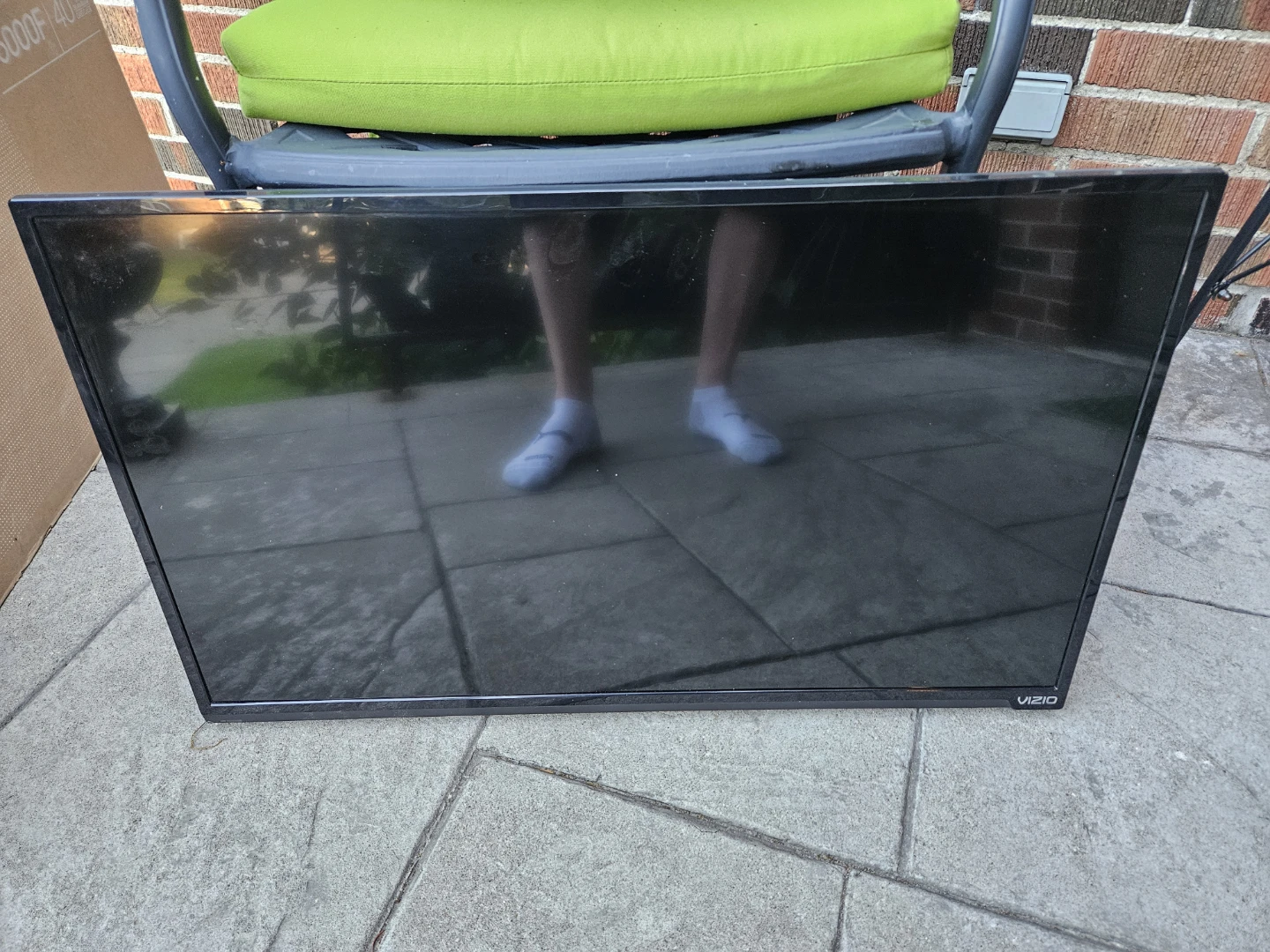 32" SMART VIZIO D32X-D1 HD TV