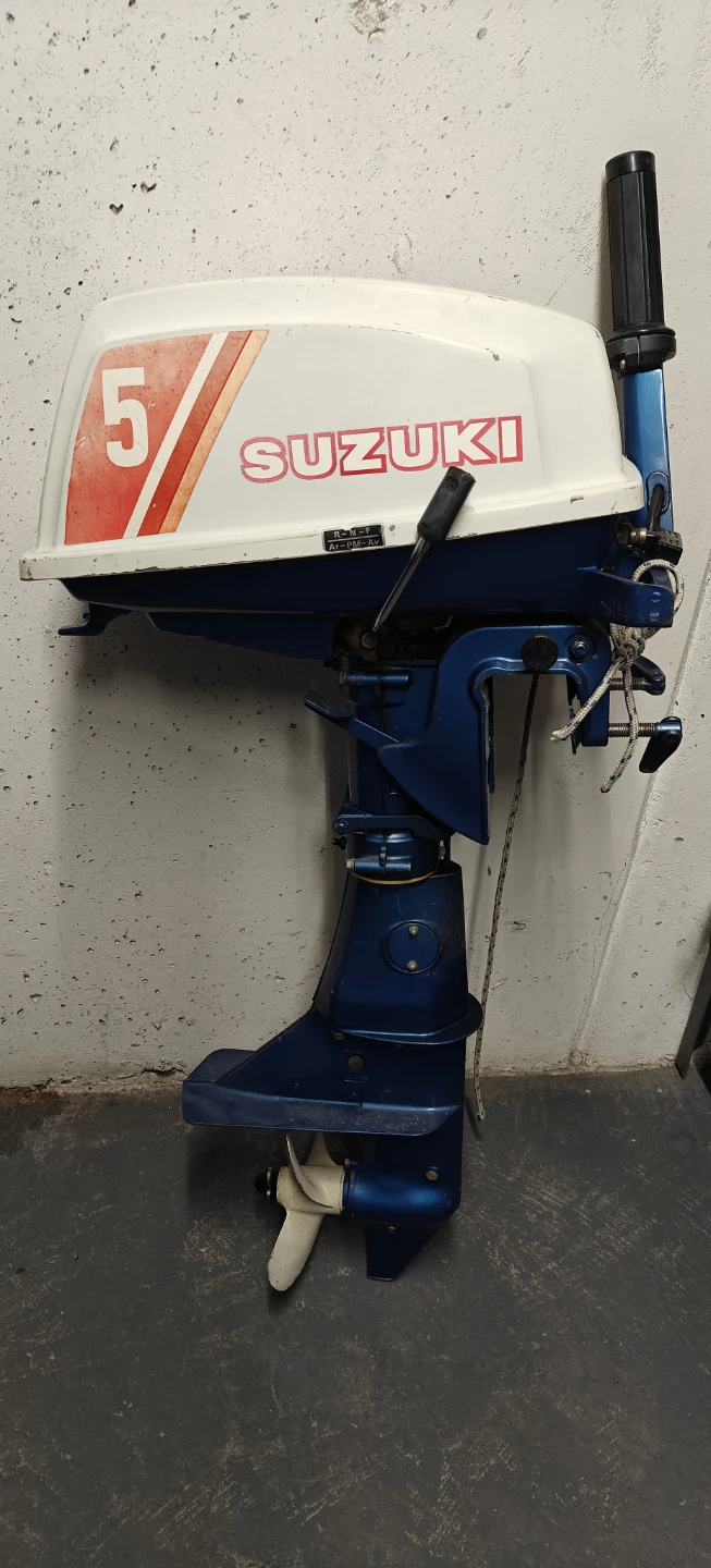 Free Outboard Motor, pickup only, Downtown Toronto