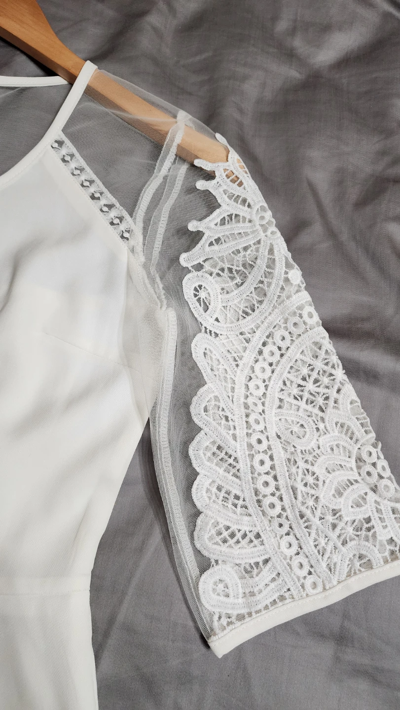 White Lace Sleeve Romper Small - photo 3