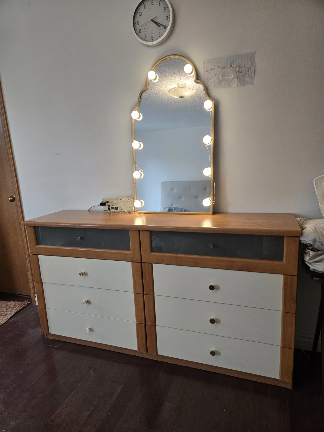 8 drawers dresser