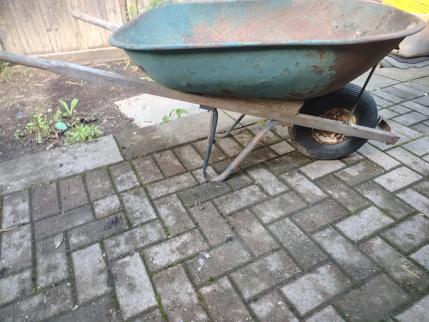 Battlefield Wheelbarrow - photo 3