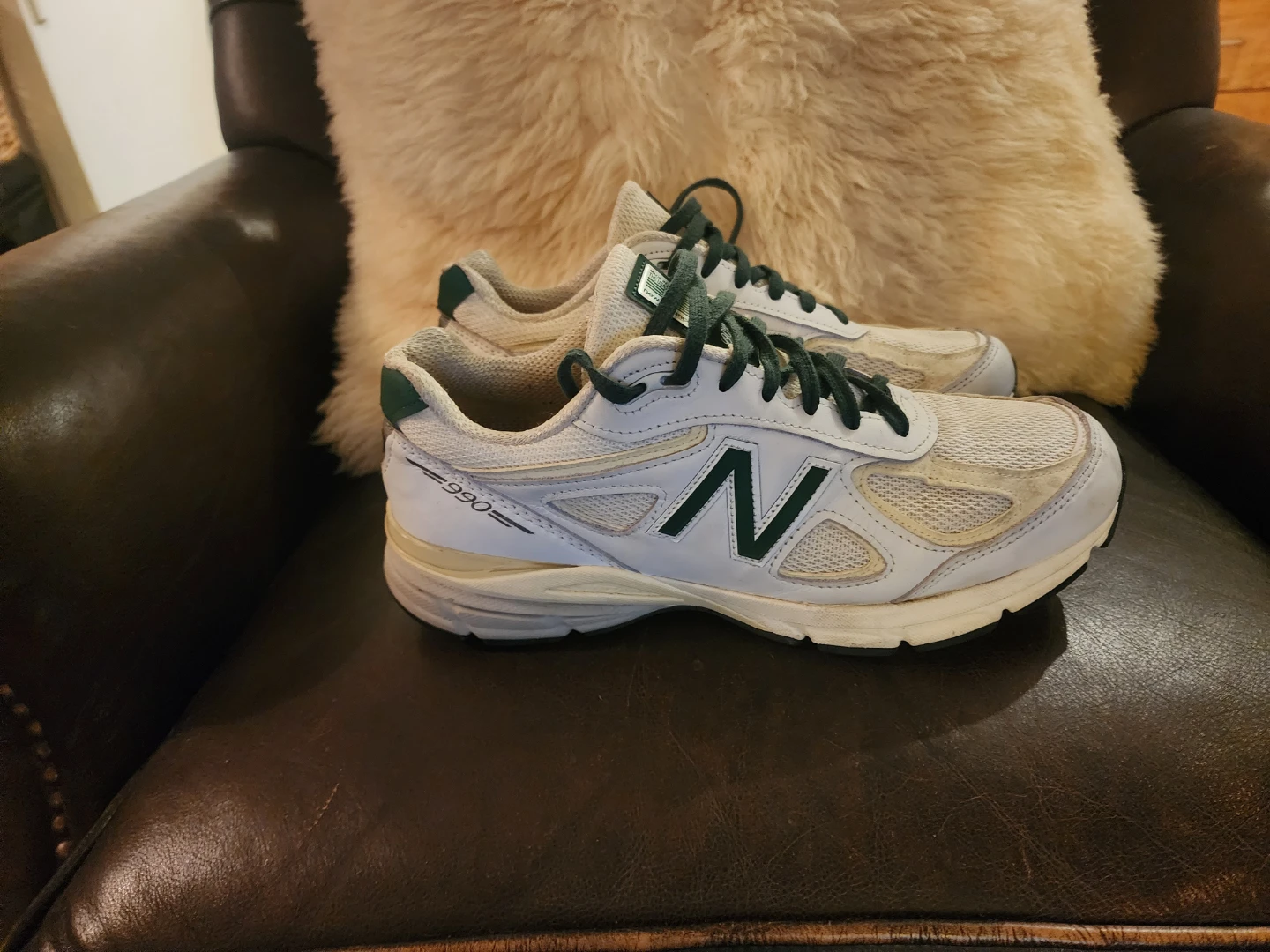 New Balance 990v4 x Teddy Santis "Calcium / Forest Green" Size 9 - photo 2