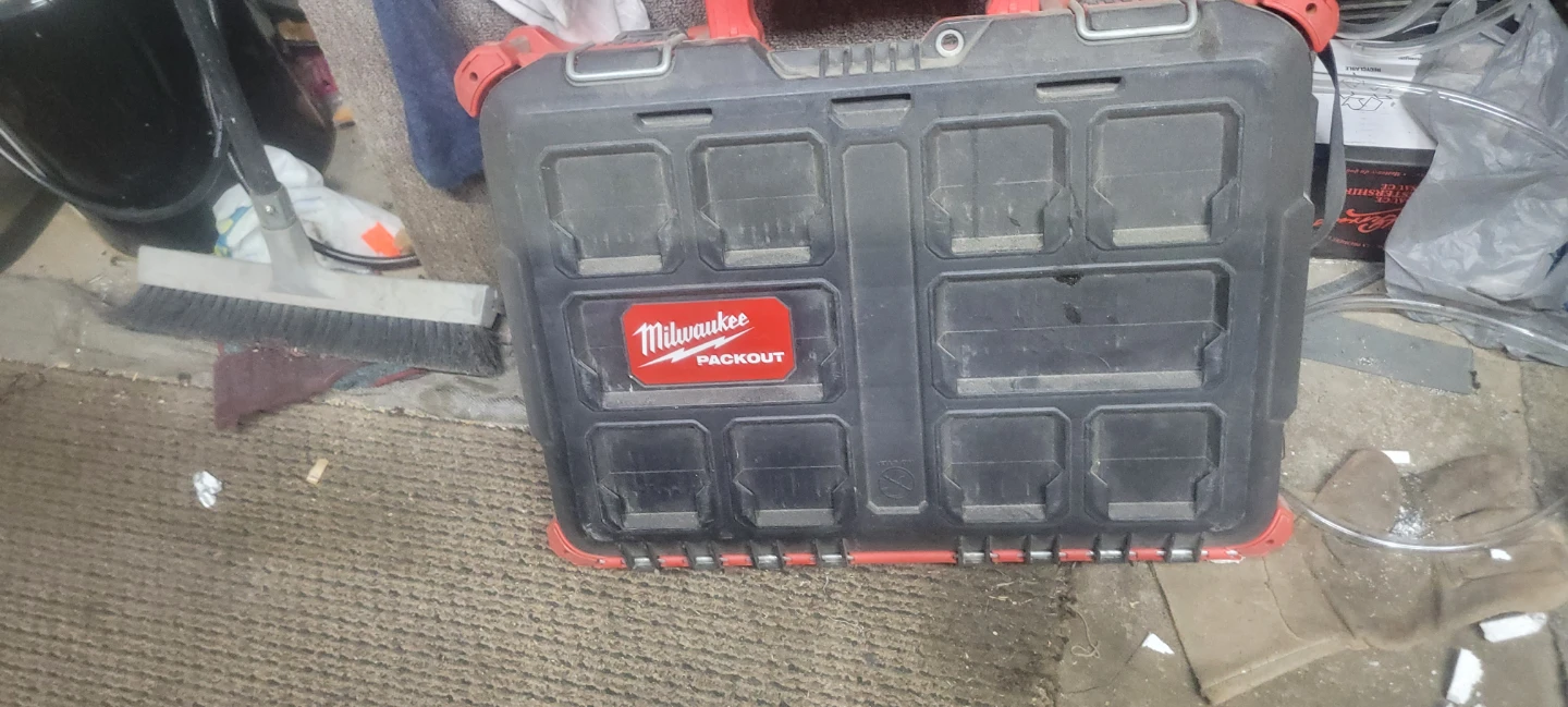 Milwaukee PACKOUT Tool Box - photo 2