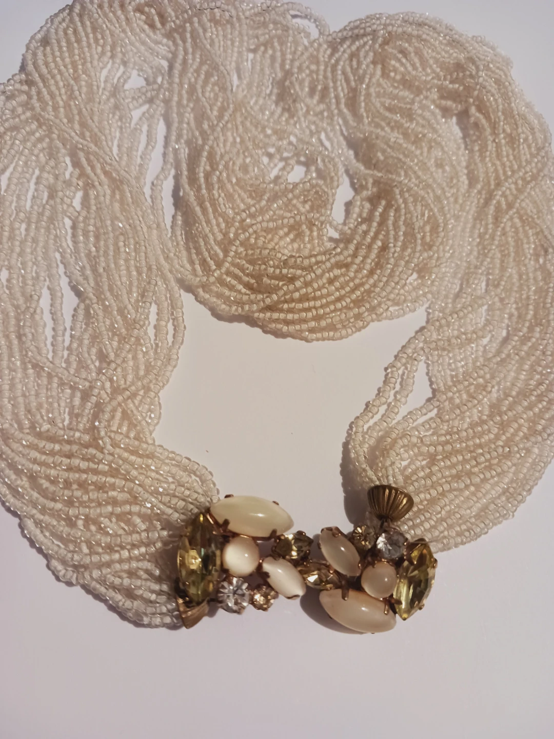 Gorgeous Vintage Cream Beaded Necklace with Statement Clasp - photo 4