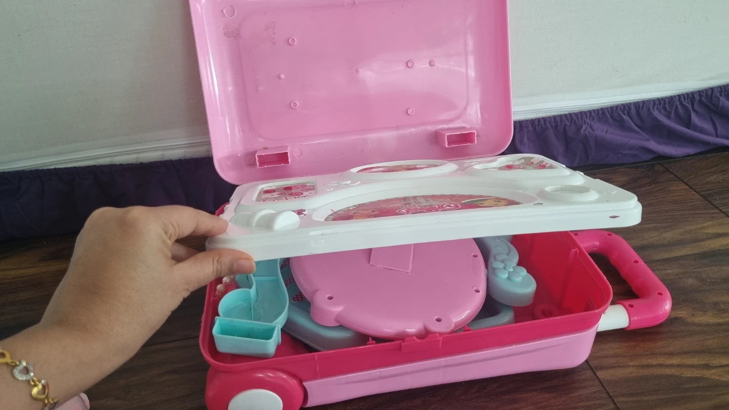 Be Beauty Play Case & Toy Train Set - photo 2