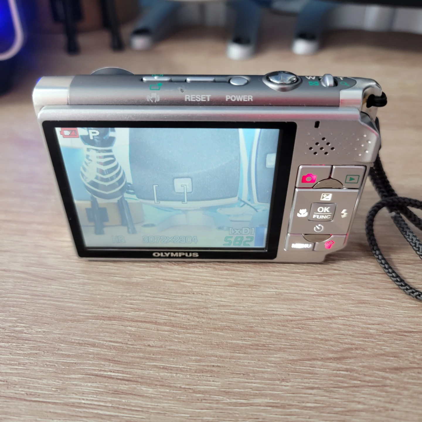 Olympus Stylus 730 All-Weather Digital Camera - photo 3