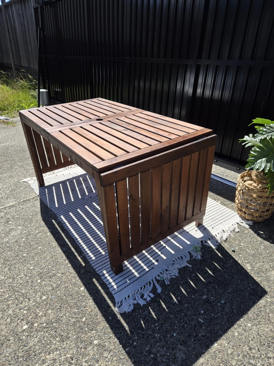 Newly refinished ikea applaro table w 2 extendable leafs - photo 2