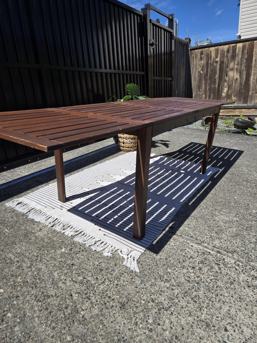 Newly refinished ikea applaro table w 2 extendable leafs - photo 4
