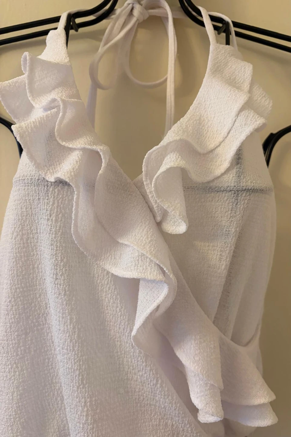 Express White Ruffle Halter Top - Size Small - photo 2