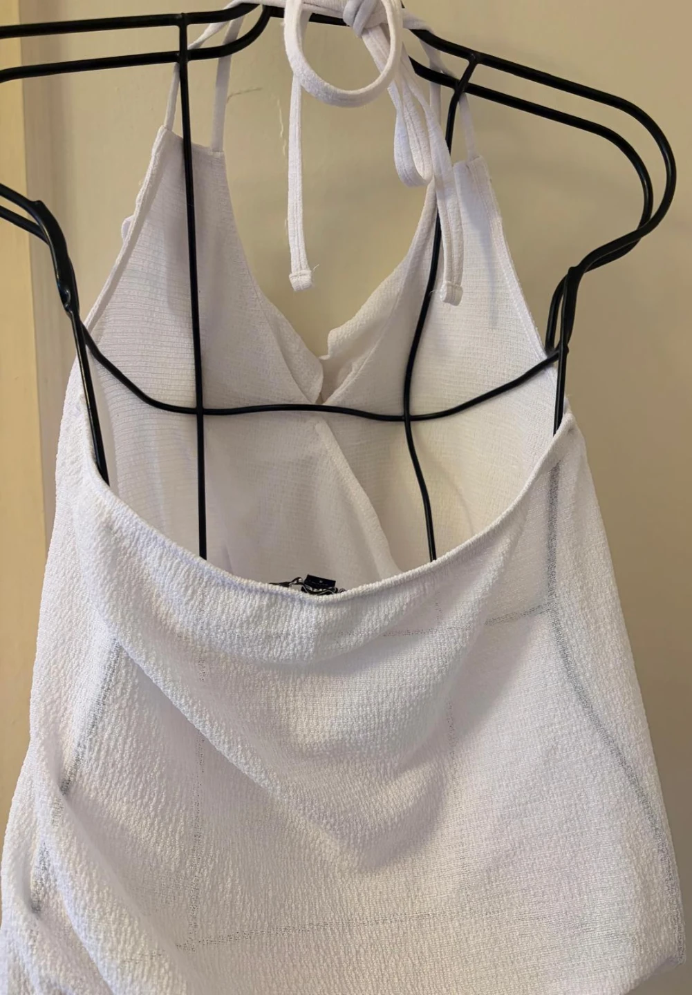 Express White Ruffle Halter Top - Size Small - photo 3