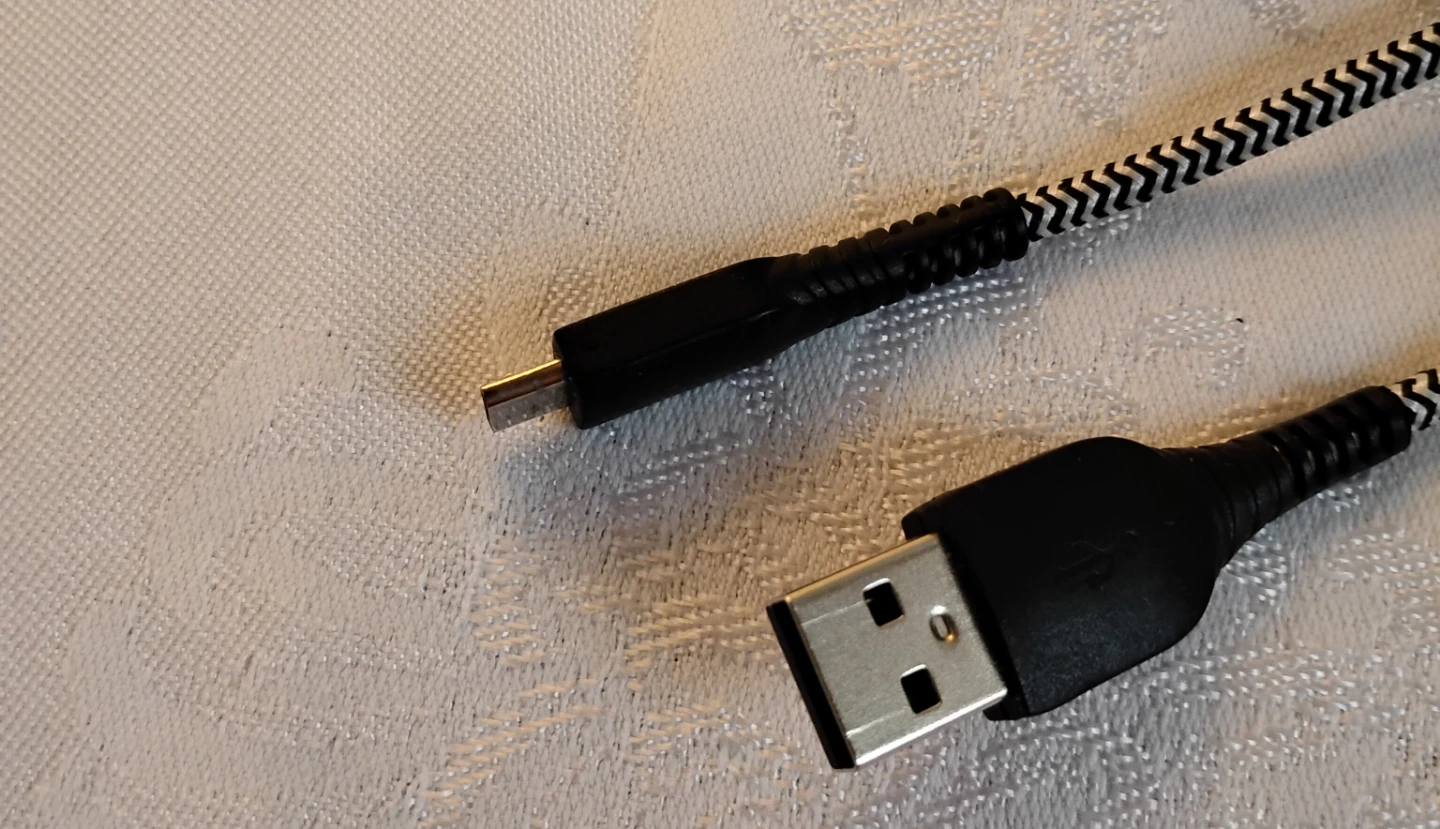 ⚽ Micro USB Cable - photo 2