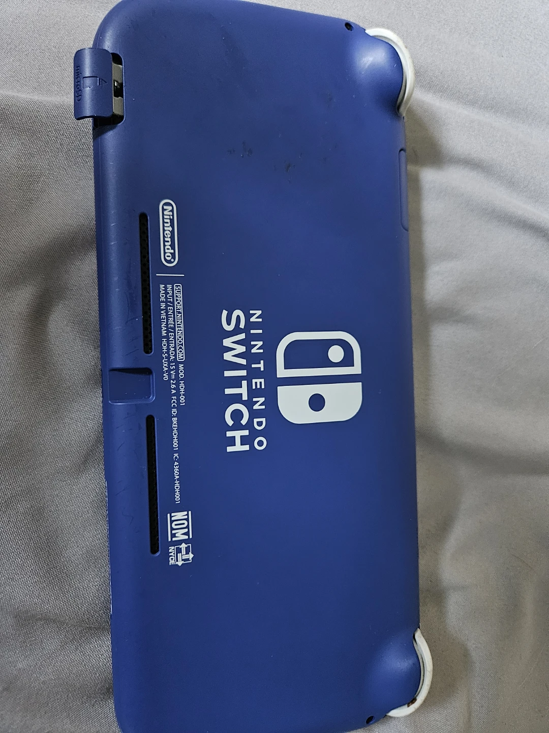 Nintendo switch lite - photo 3