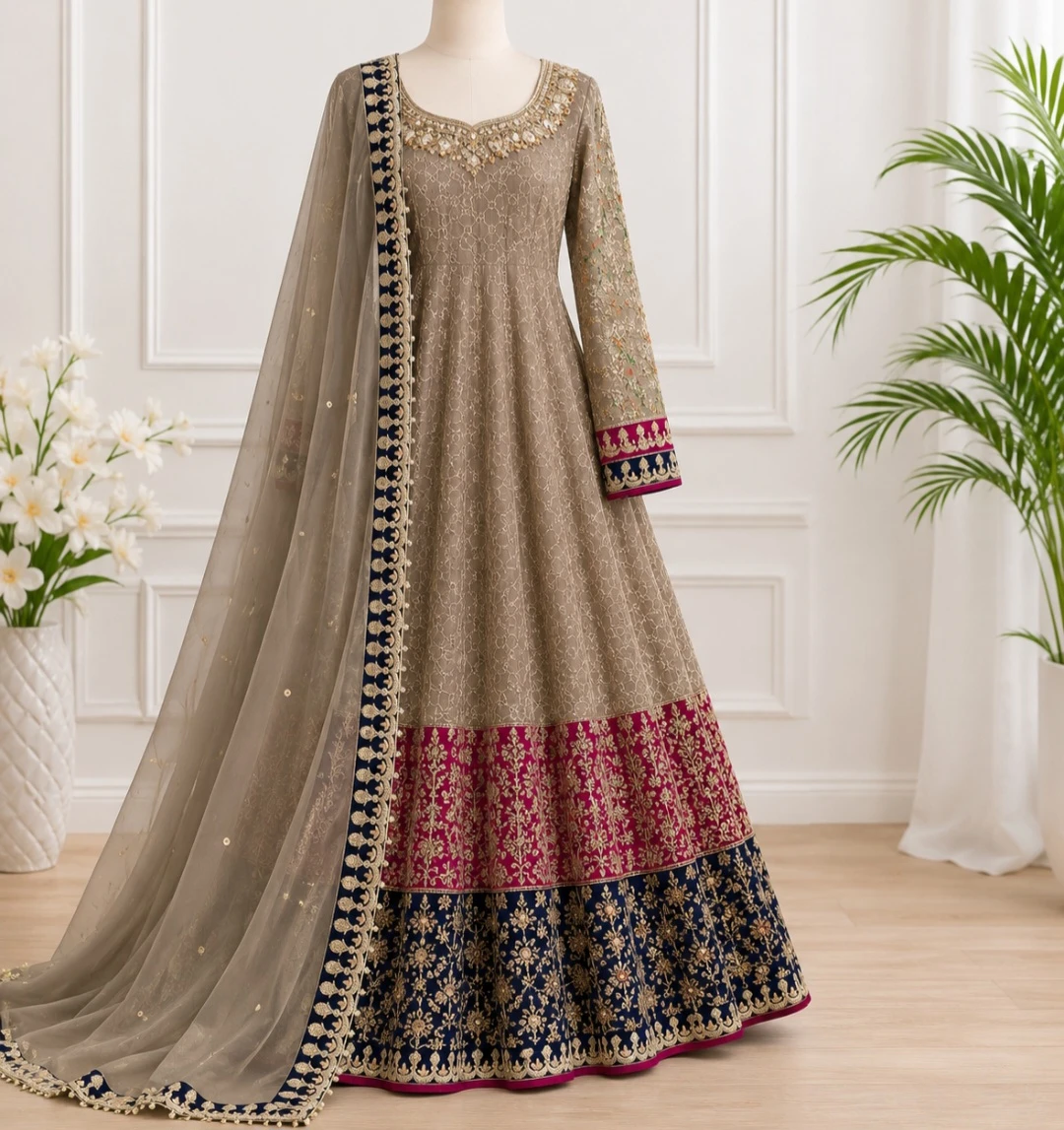 Weddings/ party wear dress