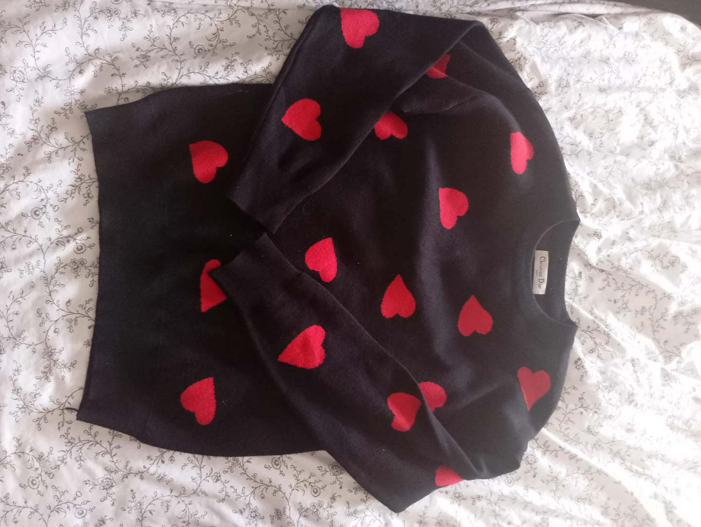 Clothing Bundle (4 items) - photo 3