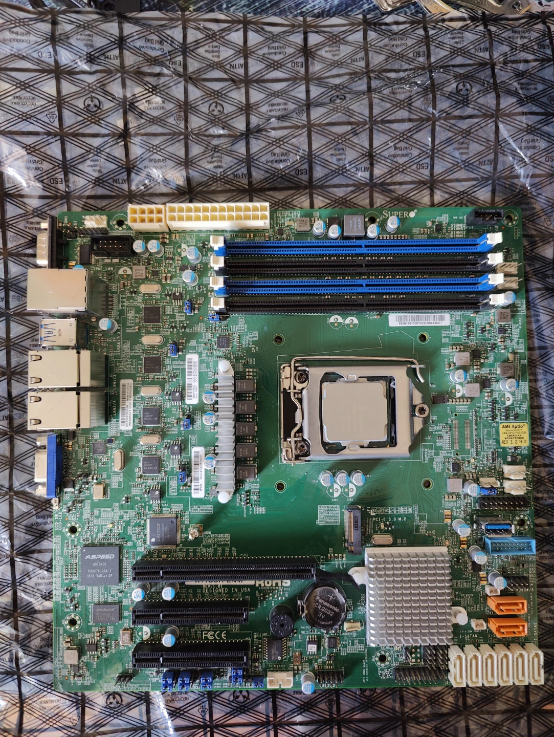 Supermicro X11SSH-LN4F Motherboard with Intel Xeon E3-1240v6 CPU