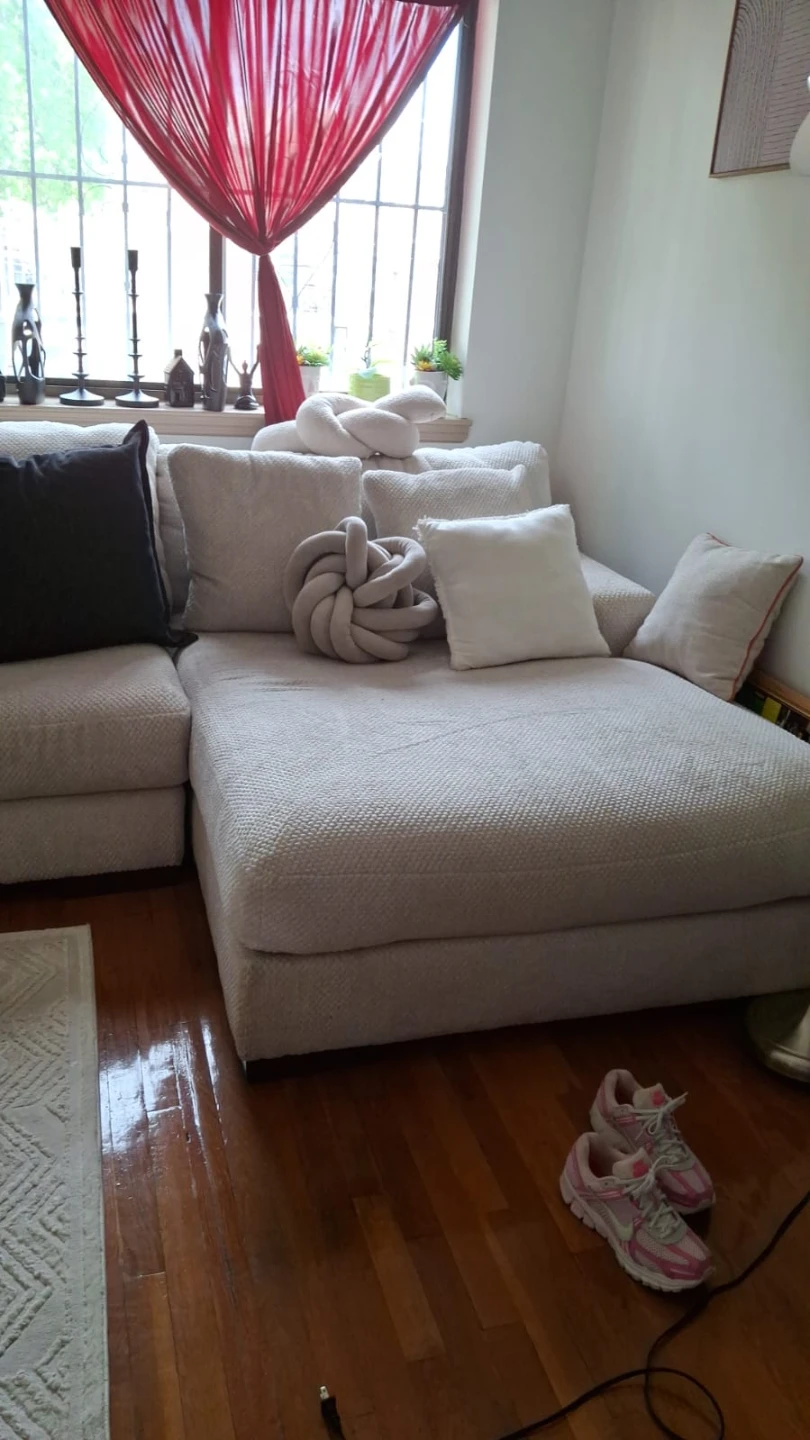 Tufted Upholstered Bench