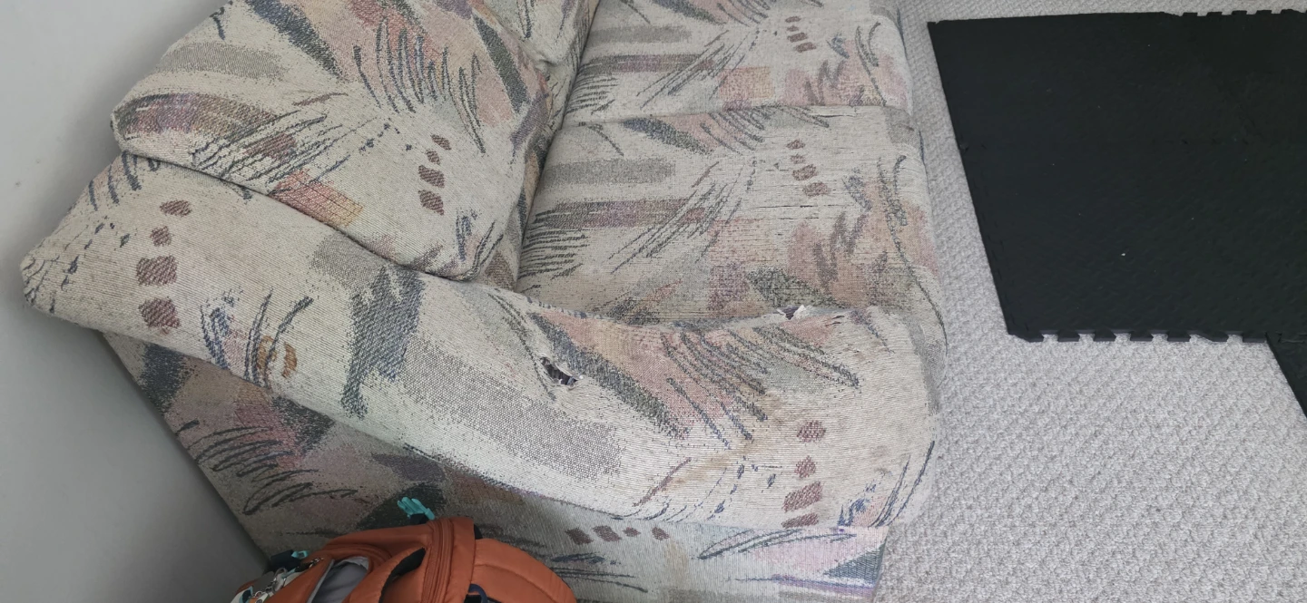Sofa - photo 2