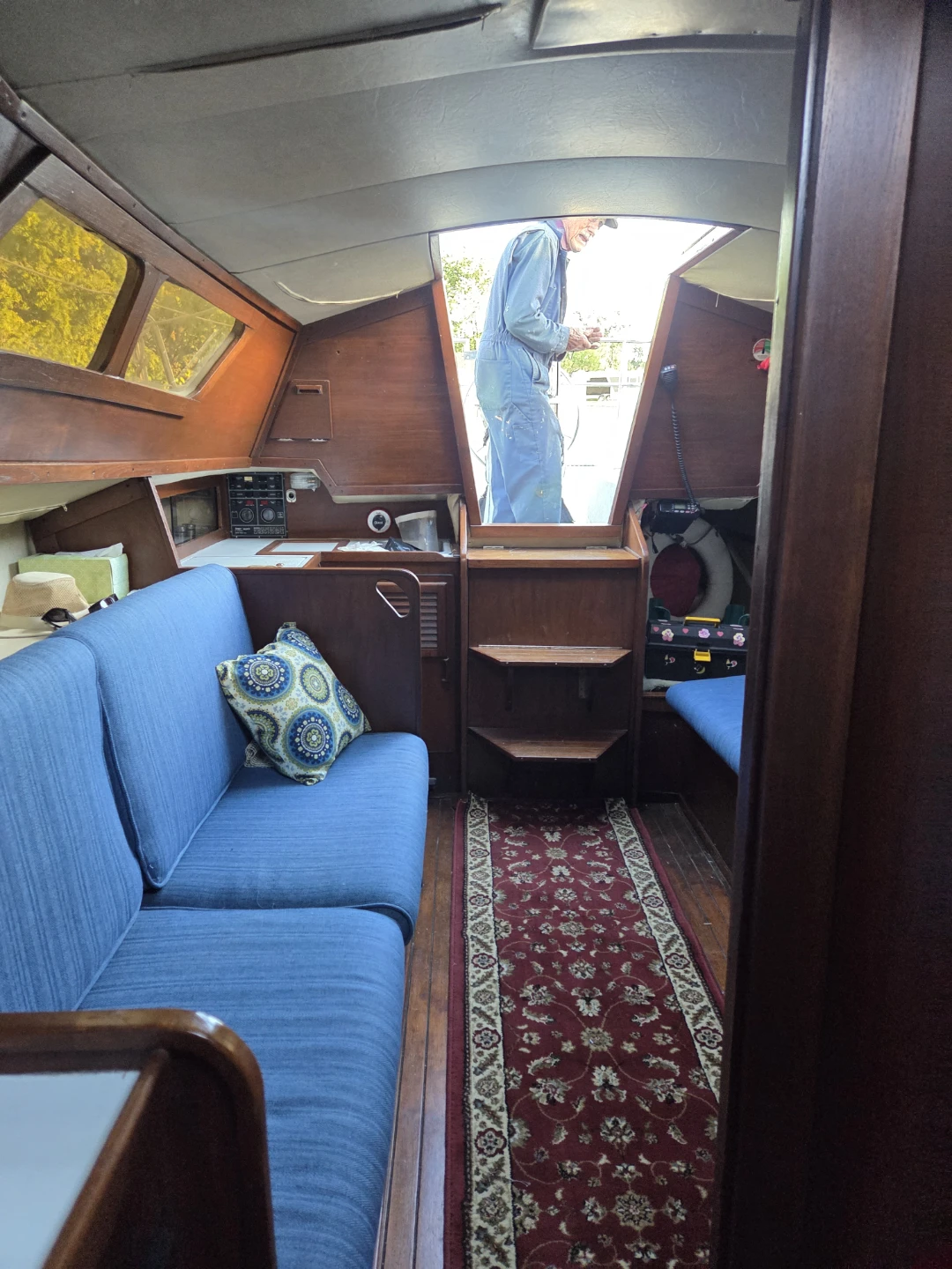 Spirit 28 Sloop Sailboat