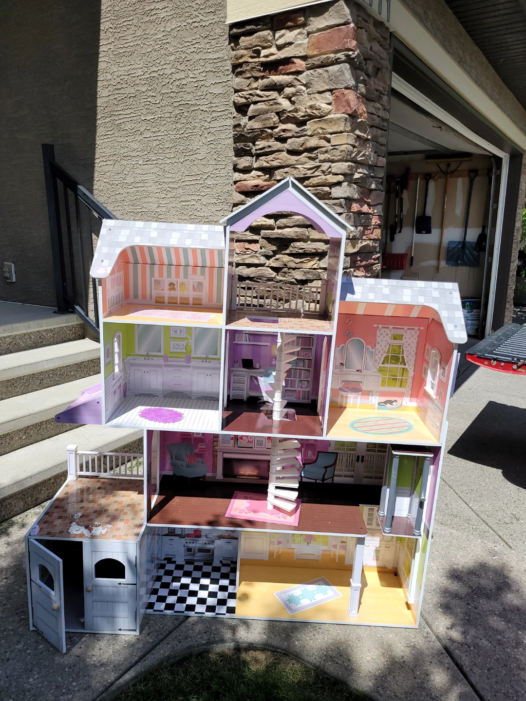 Doll house