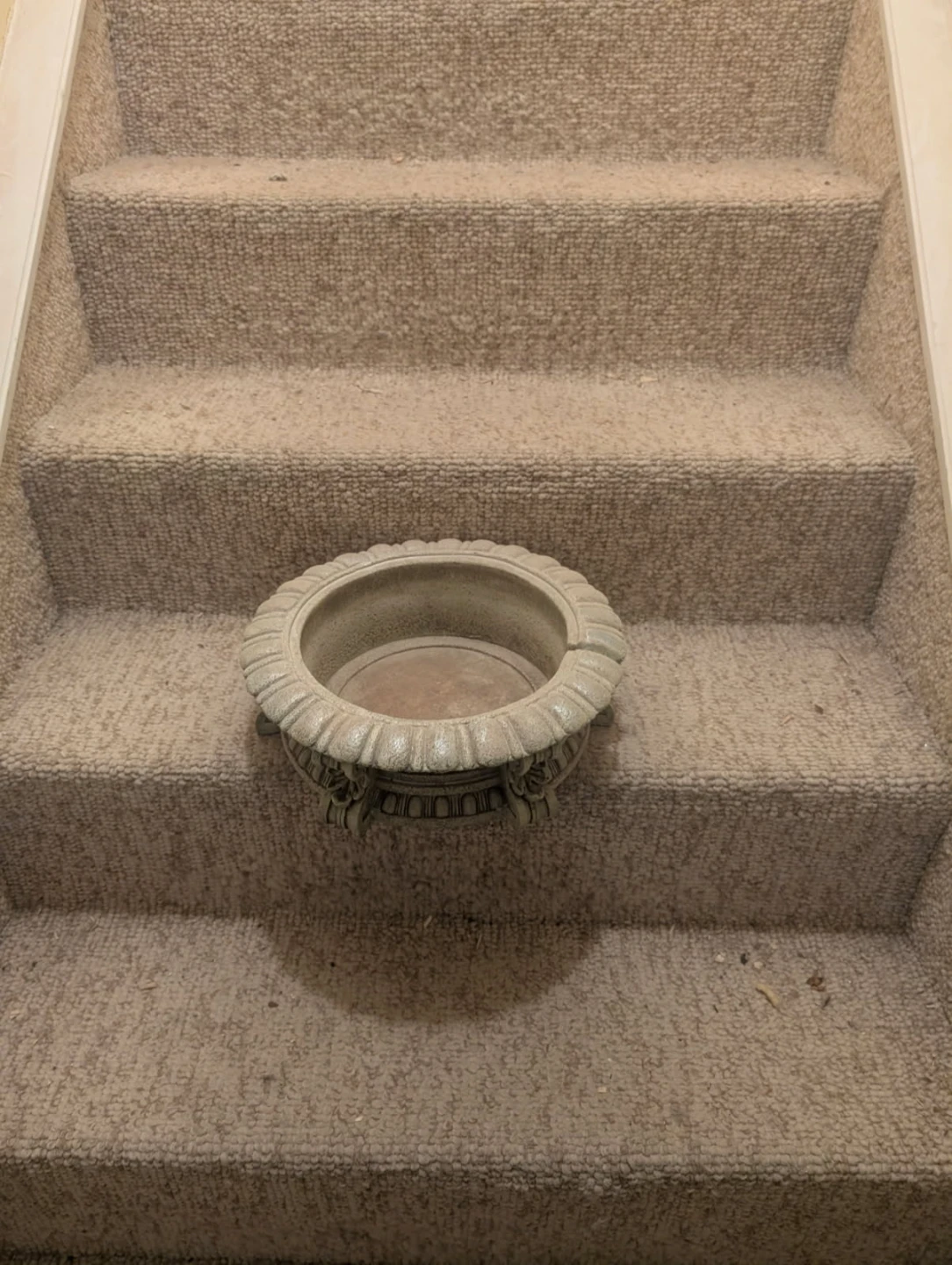Decorative Concrete Bird bath - photo 4