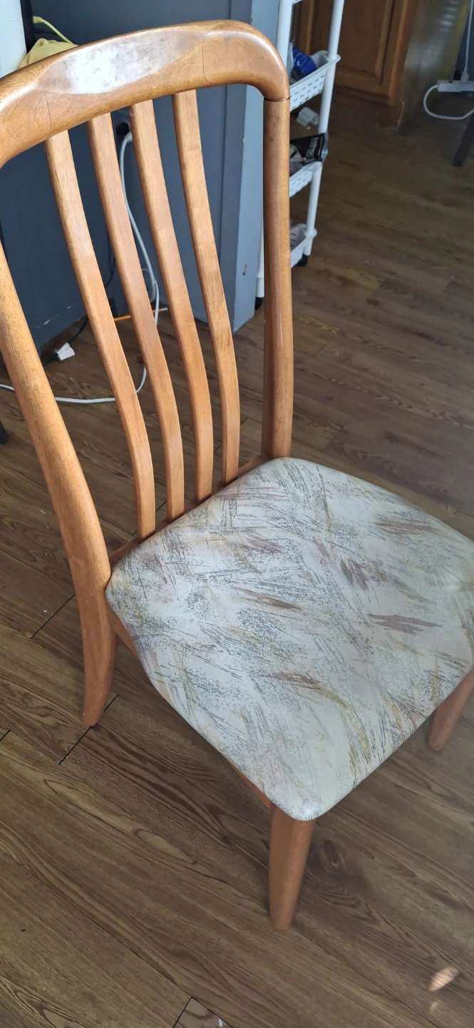 Wood Dining Table with Tiled Top with two chairs Negotiable :yes - photo 5