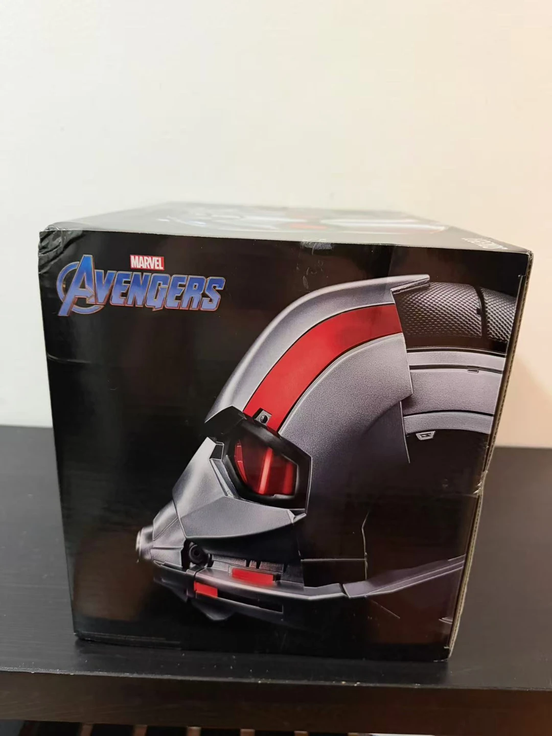 Marvel Legends Ant-Man Electronic Helmet - photo 3