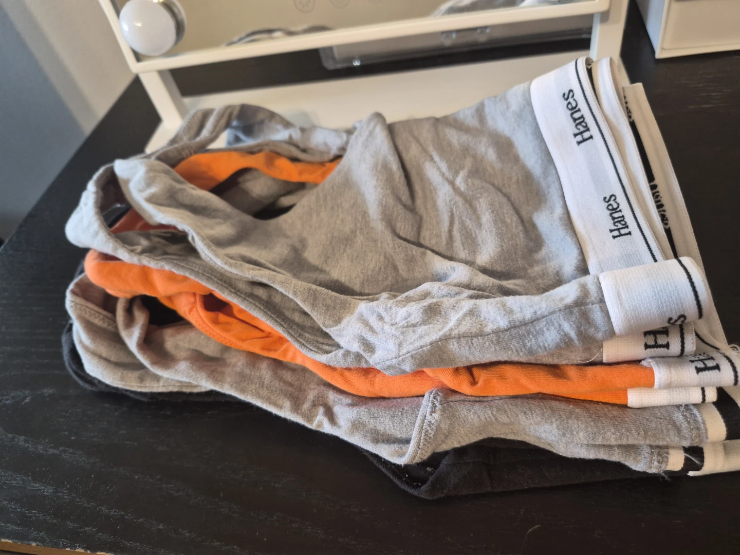 Hanes woman's sports bras - photo 2